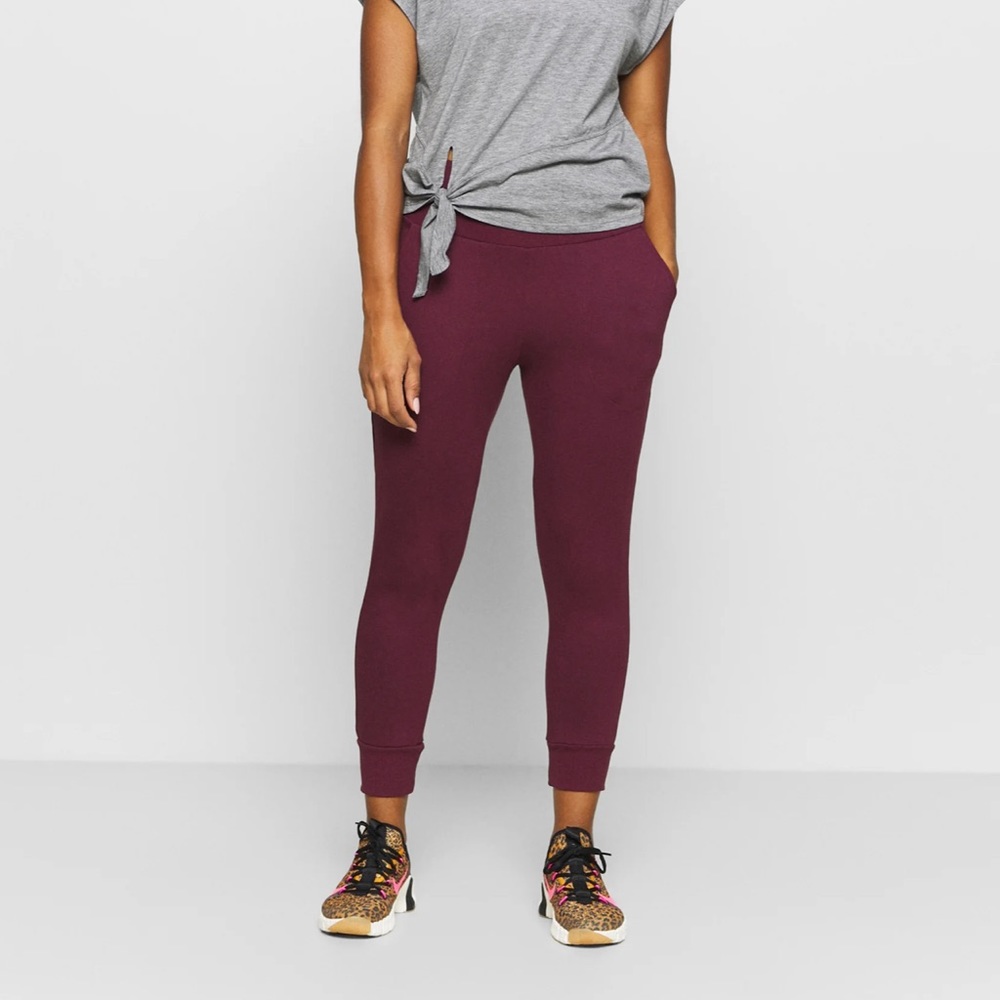 Nike Flow Hyper Pocket 7/8 Yoga Pants